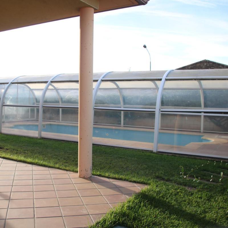 Hostal Burgales Milagro Bagian luar foto
